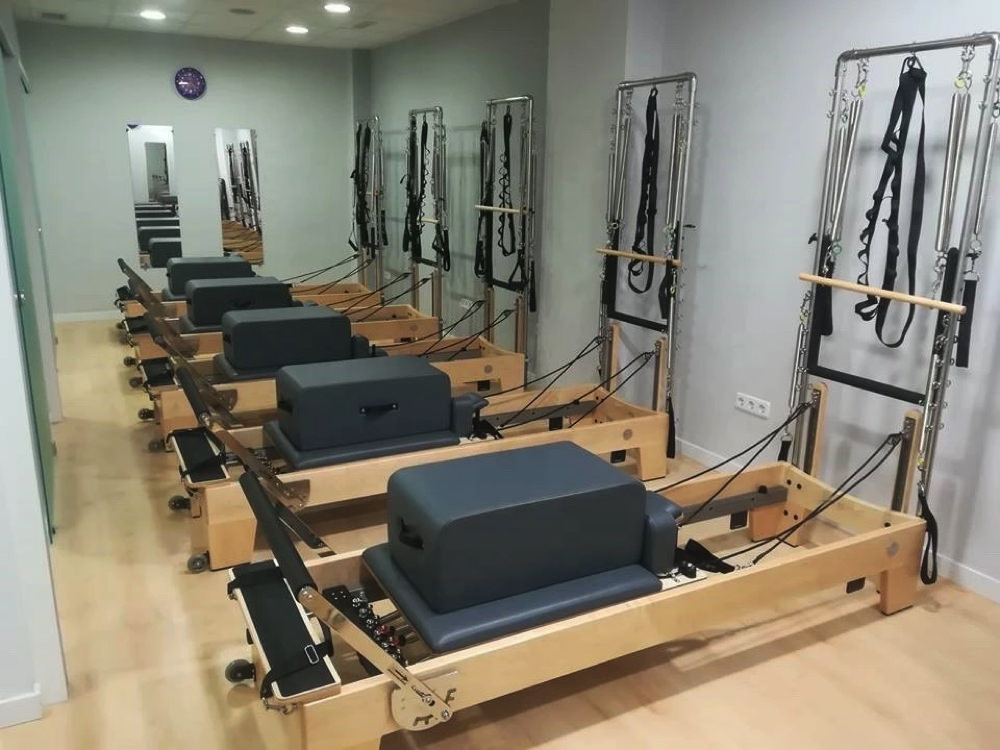 reformer6 ピラティスマシンの購入方法と種類を紹介！自宅用の折りたたみマシンもあり！