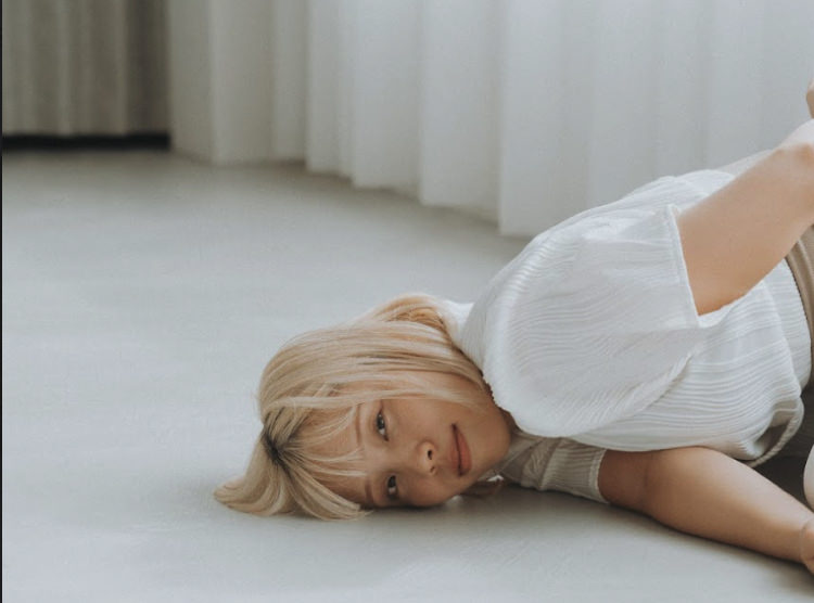 yoga 1 5 5 SNSで疲れる・損したくないのはなぜ?|ヨガ哲学が導く“比べすぎる心”の整え方