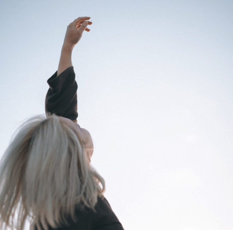 image3 やりたいのに動けないのはなぜ?|ヨガ哲学が導く“自分を縛る心”の整え方