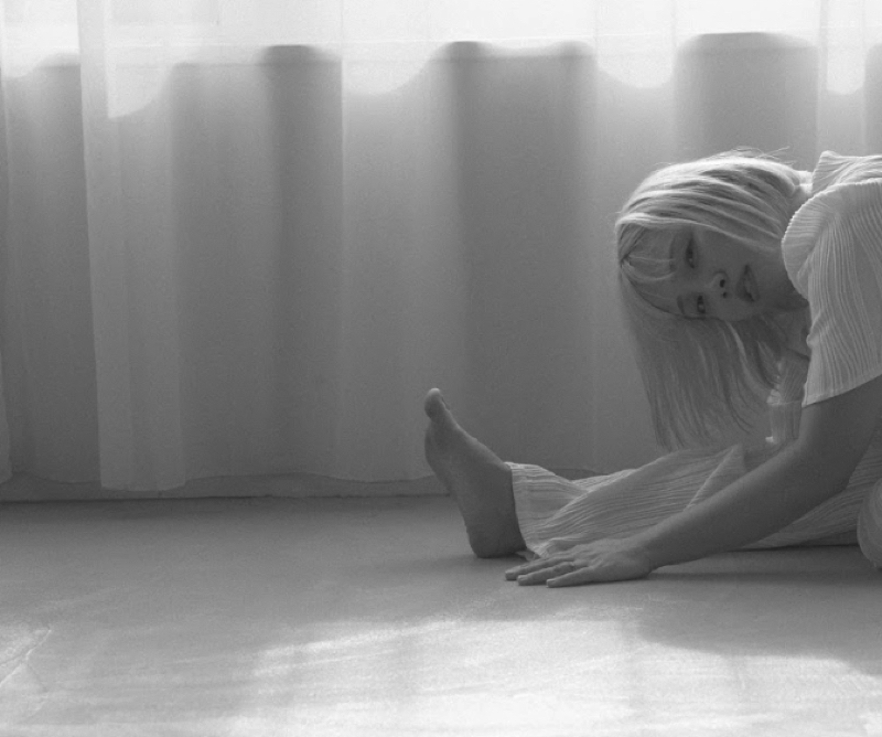 image4 やりたいのに動けないのはなぜ?|ヨガ哲学が導く“自分を縛る心”の整え方